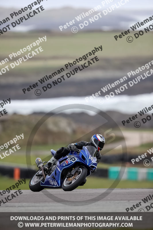 anglesey no limits trackday;anglesey photographs;anglesey trackday photographs;enduro digital images;event digital images;eventdigitalimages;no limits trackdays;peter wileman photography;racing digital images;trac mon;trackday digital images;trackday photos;ty croes